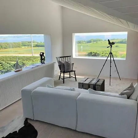 Seaview Luxury Suite By Ps Golem  Buitenkant foto